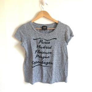 Girls W5 Gray Graphic T-shirt Size small